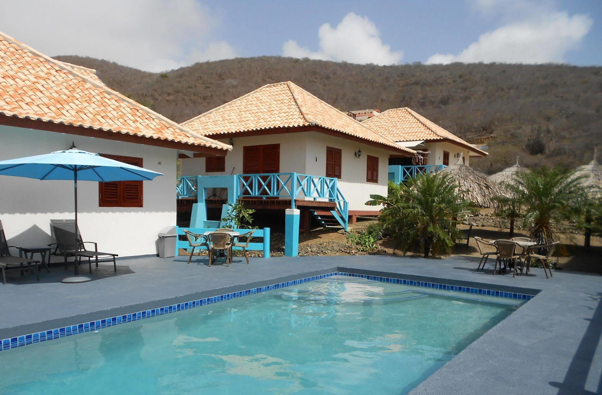 Botanique Bungalows Westpunt מראה חיצוני תמונה