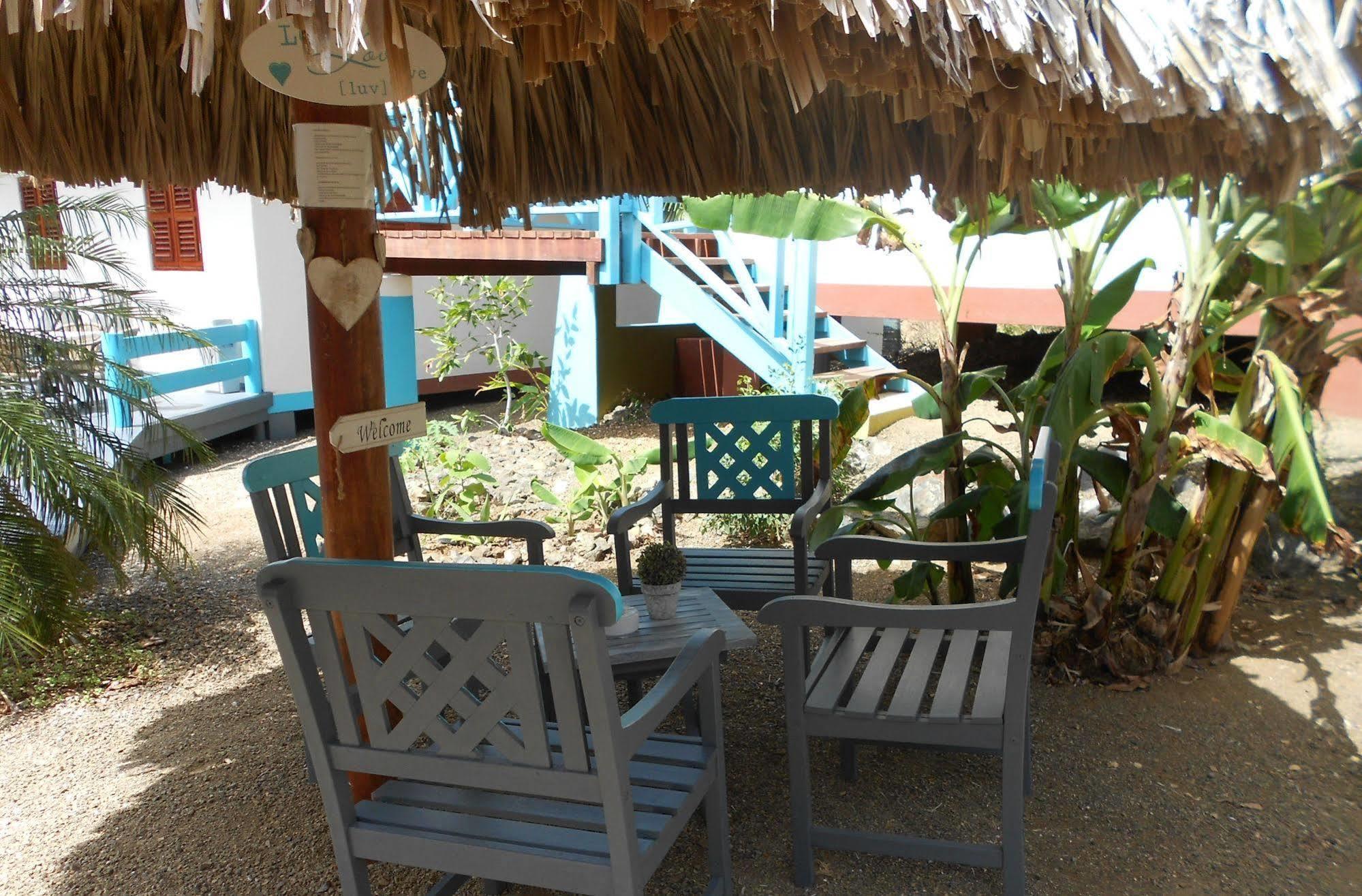 Botanique Bungalows Westpunt מראה חיצוני תמונה